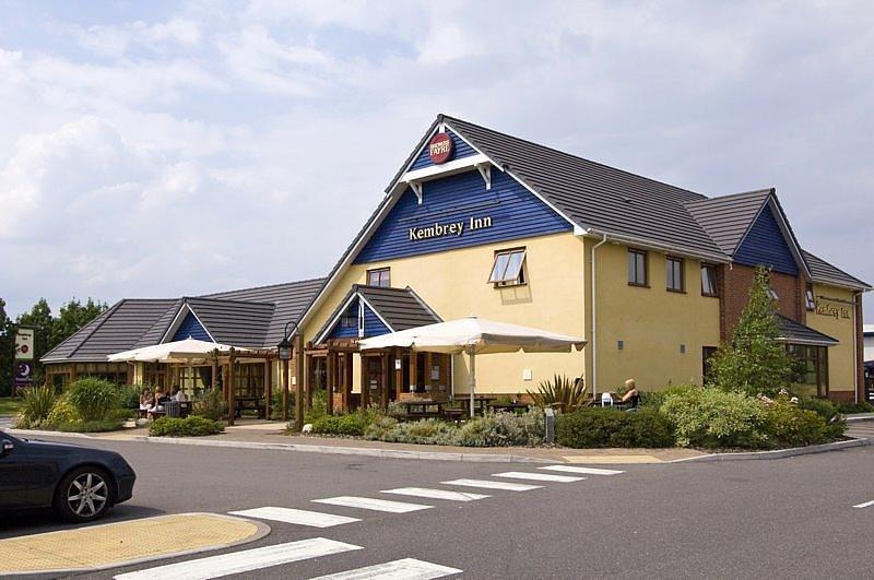 Premier Inn Swindon Central Zewnętrze zdjęcie