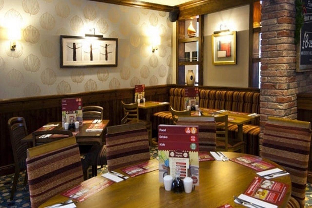 Premier Inn Swindon Central Zewnętrze zdjęcie